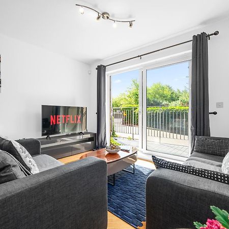 Modern Spacious 2Bedroom Apartment Great! Location By Etihad Mancity Stadium& Coop Live Arena Манчестер Экстерьер фото